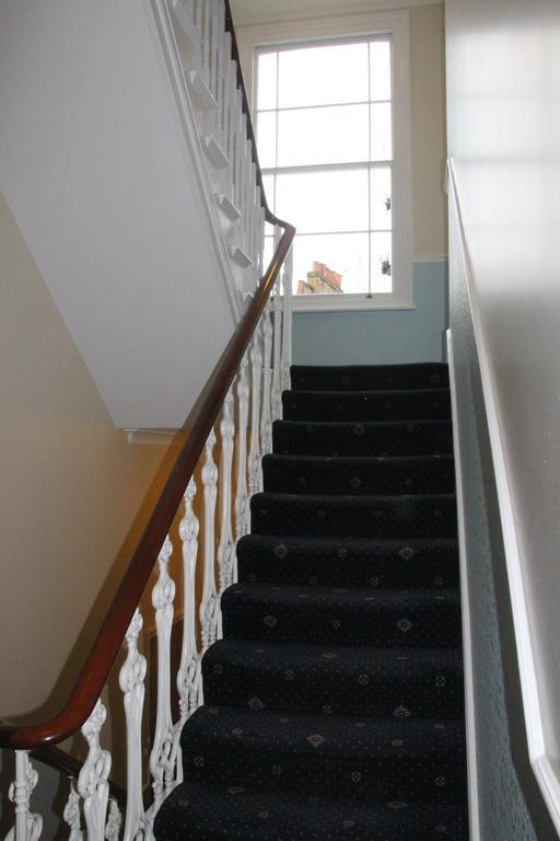 Melbourne House Отель 3*