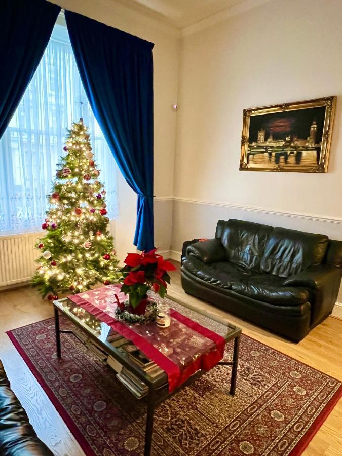 Melbourne House Отель