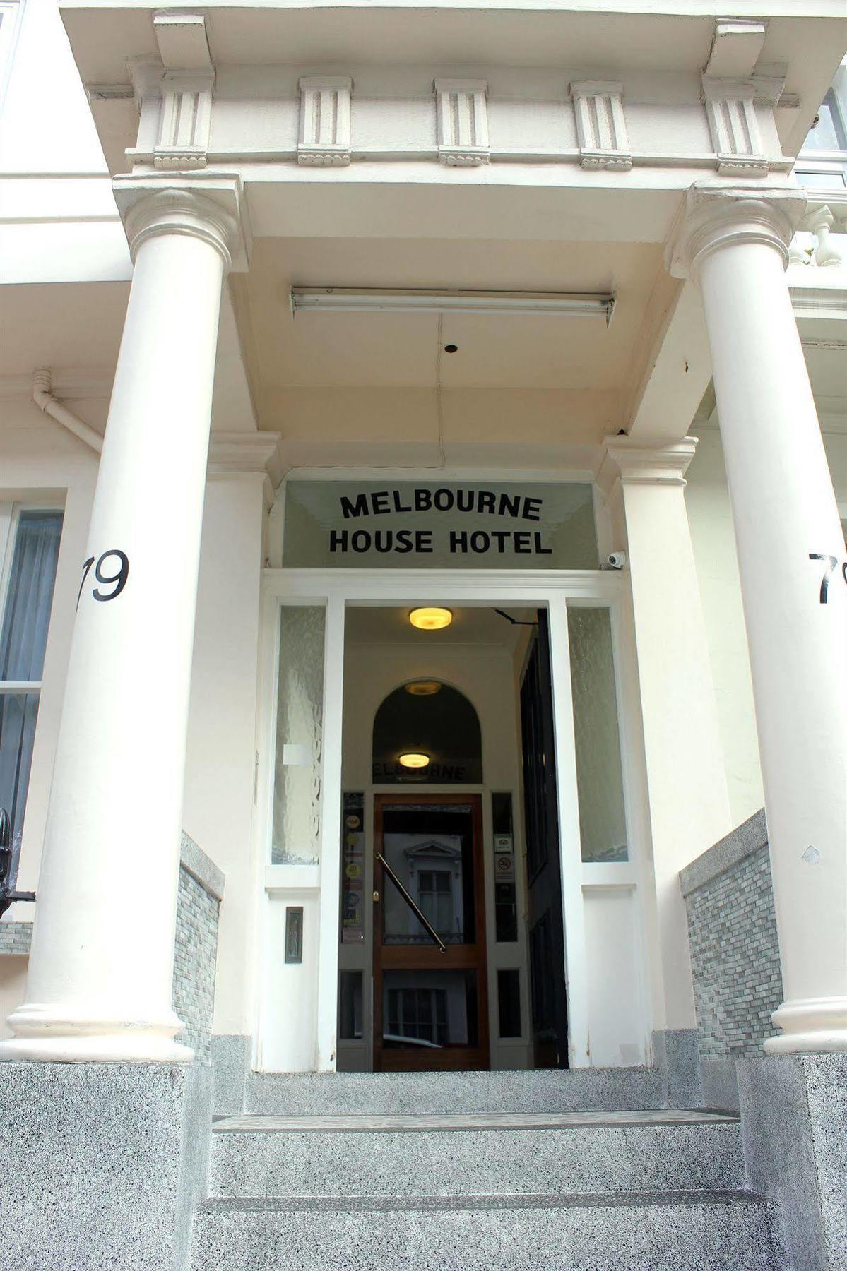 Melbourne House Отель