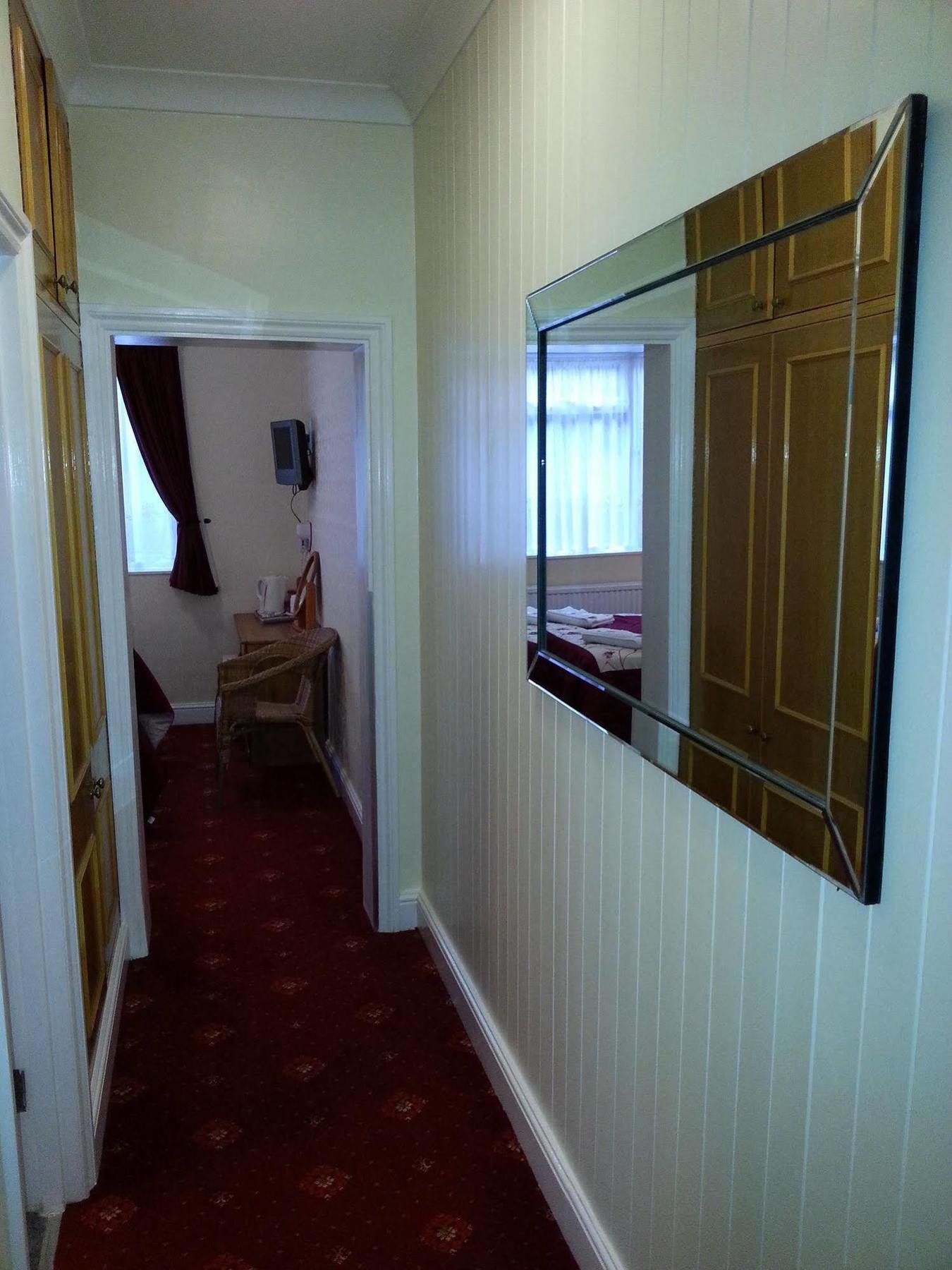 Отель Melbourne House 3*